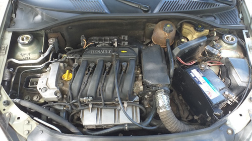 Renault Clio 2 Privilege 2003 1,6 5p