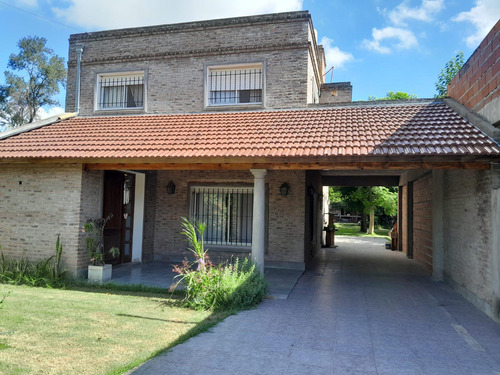 Excelente Chalet A La Venta En Del Viso 