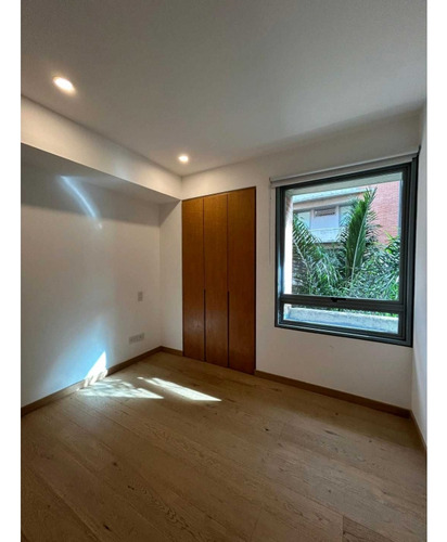 En Alquiler Lujoso Apartamento En Lomas De Las Mercedes