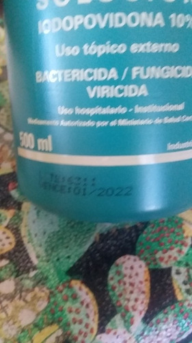 Pervinox Solución Iodopovidona Al 10% (12 Botellas D 500 Ml)