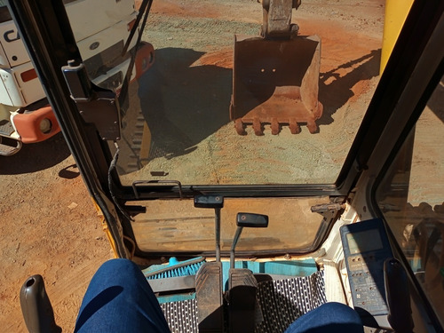 Imagem 6 de 14 de Escavadeira Komatsu Pc150 Ano 2000
