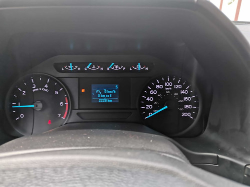 Imagen 4 de 12 de Ford F-350 2020 6.3l Xl 6.2 Plus Ac At