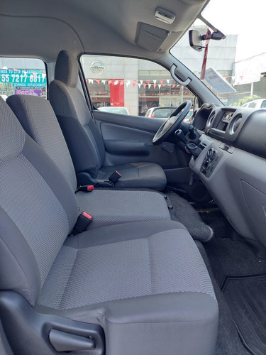 Imagen 6 de 8 de Nissan Urvan 2020 2.5 15 Pas Amplia Aa Mt