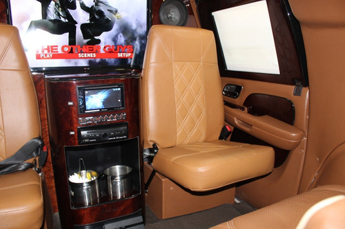 Imagen 5 de 14 de Cadillac-escalade-bellovan Grand Magnate Limo Nivel Iii +