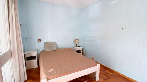 Casa 4 Dormitorios Venta - Olivos