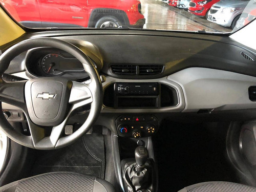 Imagem 7 de 12 de Chevrolet Onix 1.0 Mpfi Joy 8v Flex 4p Manual