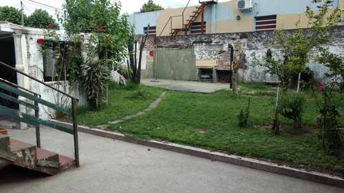 Casa 3 Amb Con Fondo + Depto 2 Amb - José León Suárez Venta