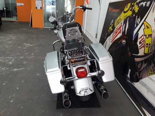 Imagem 8 de 8 de Harley Davidson Flhrc Road King