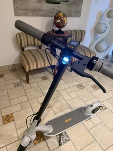 Monopatín Eléctrico Ninebot Kickscooter Max G30lp