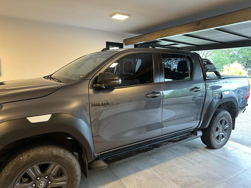 Toyota Hilux 2.4 Cd Sr 150cv 4x2