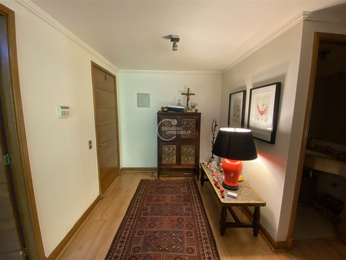 Departamento En Venta De 4 Dorm. En Lo Barnechea