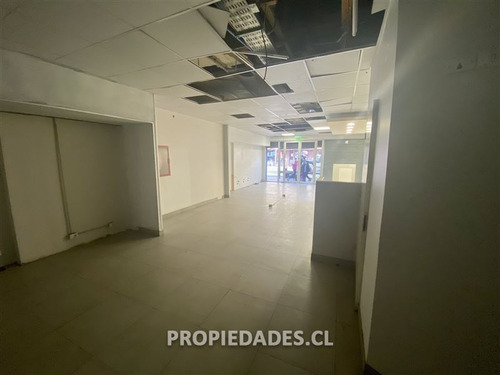 Local Comercial En Arriendo En Recoleta