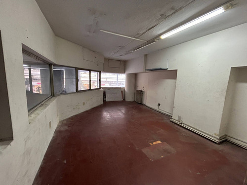 Alquiler - Local Comercial 140 M2 - 18 Y Ejido