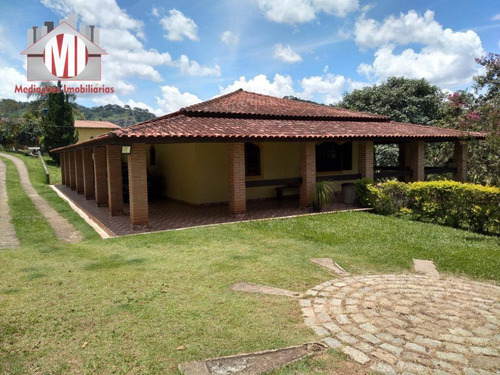 Chácara Com Excelente Espaço De Lazer, Piscina, Pomar Formado, Ótima Casa Com 03 Dormitórios À Venda, 6000 M² Por R$ 850.000 - Rural - Socorro/sp - Ch0649