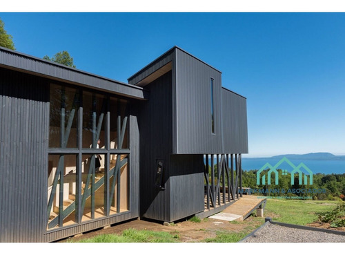 Un Sueño: Casa + Campo + Parque Y Vista Panorámica Al Lago