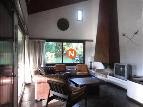 Casa En Venta, Mansa, Punta Del Este, 4 Dormitorios.- Ref: 208245