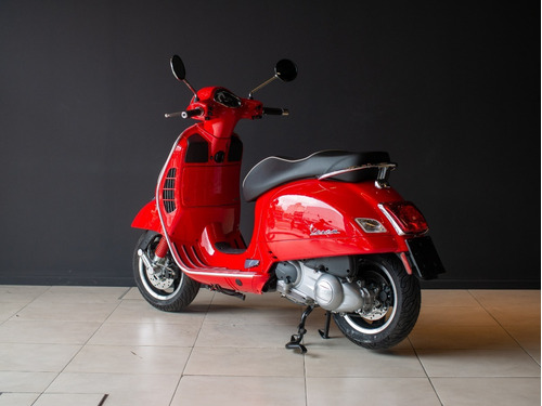 Imagen 9 de 25 de Vespa Gts 300 Super Roja Reserva Ya