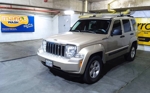 Imagen 1 de 10 de Jeep Cherokee