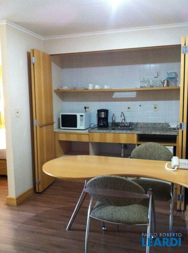 Imagem 3 de 11 de Flat - Moema Pássaros - Sp - 470907