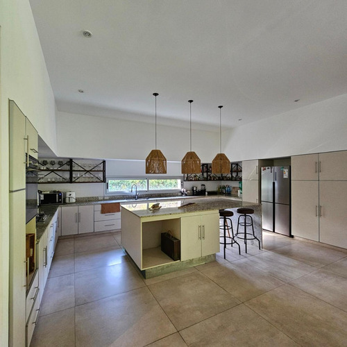 Casa Carmel Country Pilar - Oportunidad