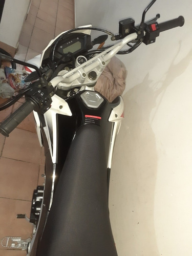 Imagen 10 de 17 de Gilera Smx 250