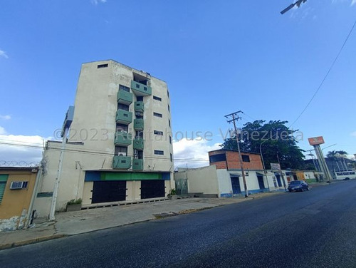 Apartamento En Venta San Miguel Maracay 23-23554 Dc