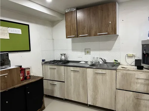 Se Arrienda Local-negocio Salón De Belleza En Santa Ana