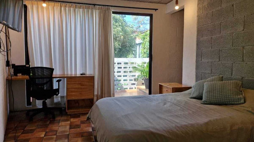 Casa Con Uso De Suelo, En Venta, En Coyoacán, Con Ubicación Privilegiada!!