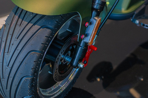 Imagem 7 de 15 de Scooter Eletrica Gloov 3000