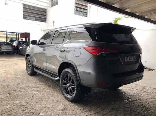 Toyota Sw4 2.8 Srx 177cv 4x4 7as At 2017