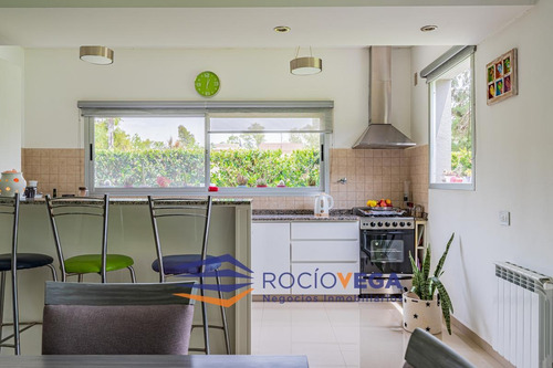 Imagen 12 de 30 de Hermosa Casa A La Venta En Casco De Álvarez