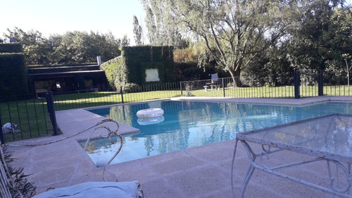 Imagen 1 de 10 de Barrio Cerrado La Retama - Casa 4 Amb. Dep. Y Piscina