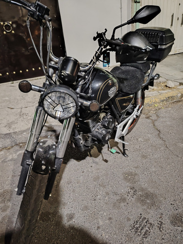 Motocicleta Color Negro Caja