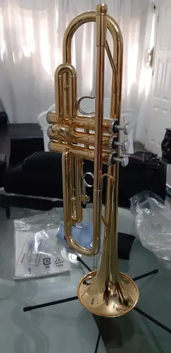 Vendo Trompeta Yamaha Dorada