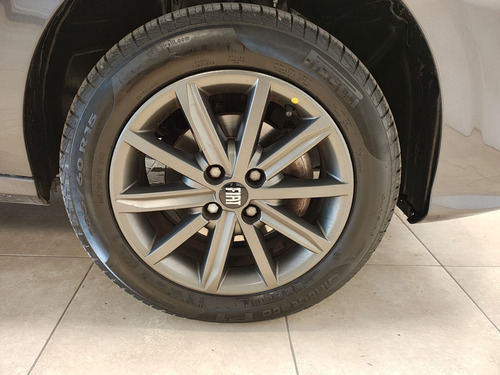 Fiat Cronos 1.3 Drive Mt