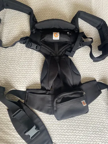 Portabebés Ergobaby Omni 360 Mesh - Malla Color Negro (Usado)