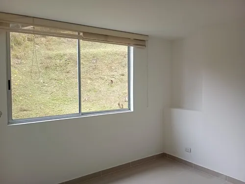 Compra Este Amplio Apartamento En Unidad Residencial Completa