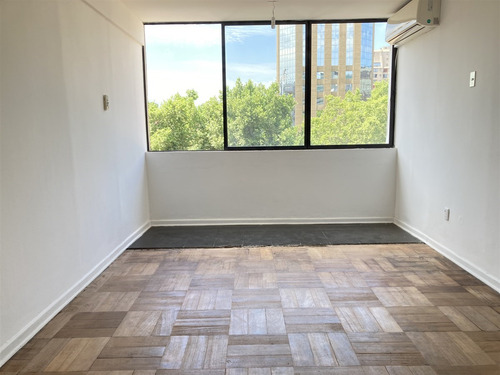 Venta De Oficina En Providencia Con Los Leones Metro L1-l6