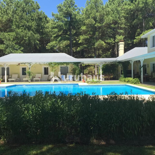 Venta Mansion Once Dormitorios Colonia