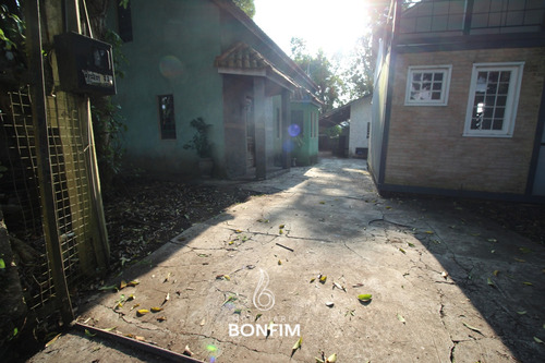 Imagem 3 de 11 de Terreno À Venda Com 941m² Por R$ 1.250.000,00 No Bairro Orleans - Curitiba / Pr - Te0260