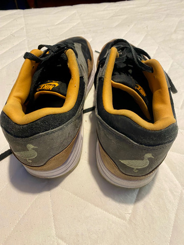 Zapatillas Nike Aire Max Talle 12 Color Desgastado X Lava. (Usado)