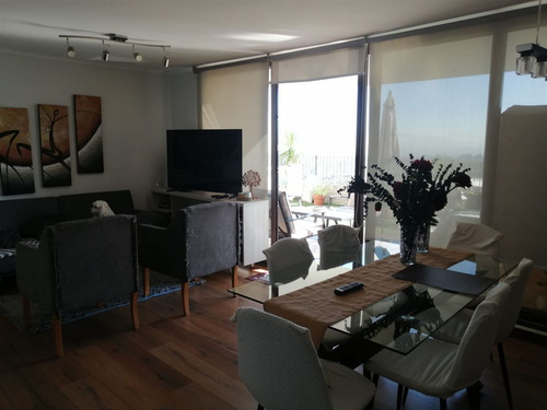 Departamento En Venta De 3 Dorm 2 Est + 1 Bod. En La Flo