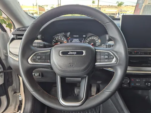 Jeep Compass 2.4 Limited 4x2 At