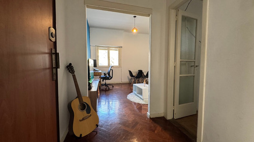 Venta De Amplio 2 Amb En Almagro