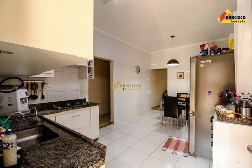 Imagem 5 de 22 de Casa À Venda, 3 Quartos, 3 Vagas, Jardim Das Acácias - Divinópolis/mg - 44388