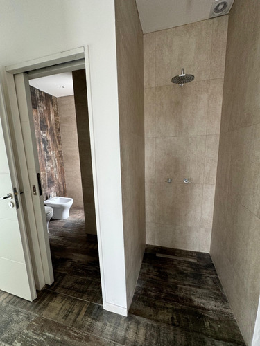 Casa 5 Ambientes En Venta. Lagos De Canning 1