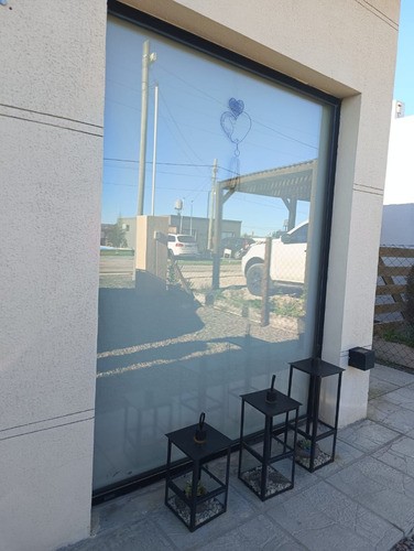 Hermosa Casa En Domselaar Barrio Los Tilos