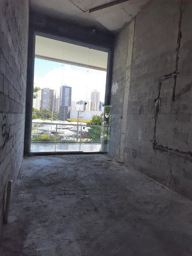 Imagem 3 de 14 de Excelente Loja 40,00 M2 No Costa Azul - Sfl399 - 68157848