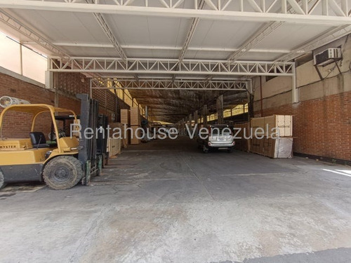 Galpón Industrial Alquiler En Baruta. Luis Infante 25-23795