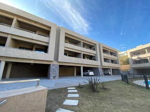 Imagen 19 de 20 de Dpto North Green - Villa Allende Golf